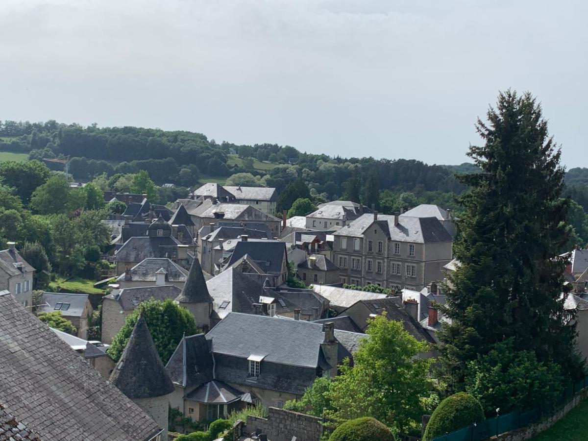 Treignac Tourelles Appartement Buitenkant foto